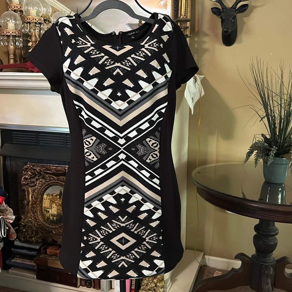 Nice black and tan dress